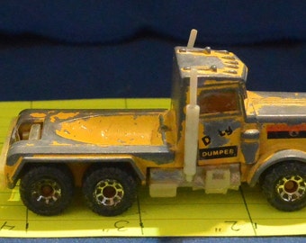 1981 Matchbox Peterbuilt Dumper
