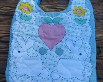Baby bib, vintage material, Quilted and double sided, velcro enclosure