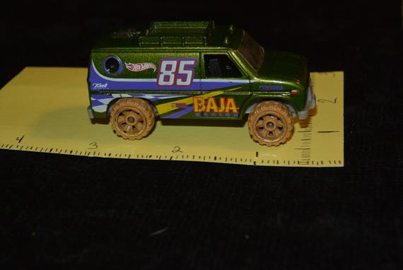 hot wheels baja breaker van 1977