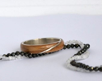 Wooden and silver ring, wedding band, wooden ring, silver jewelry with wood, handmade jewelry, wedding, silver and oak ring
