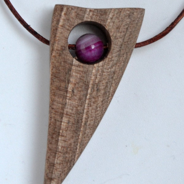 Pendentif, bijoux en bois,  Secret bijoux,  collier en bois, bois et pierre fine, cadeau, Noyer, Agate rose