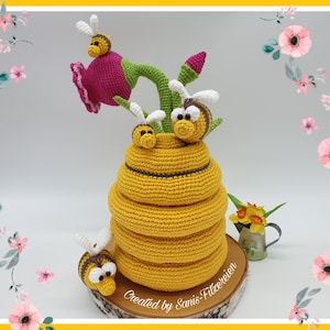 Crochet pattern bee house