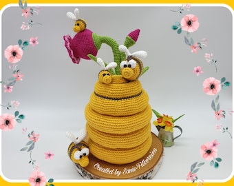 Crochet pattern bee house