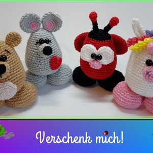 Crochet pattern Give me 2, lucky charm