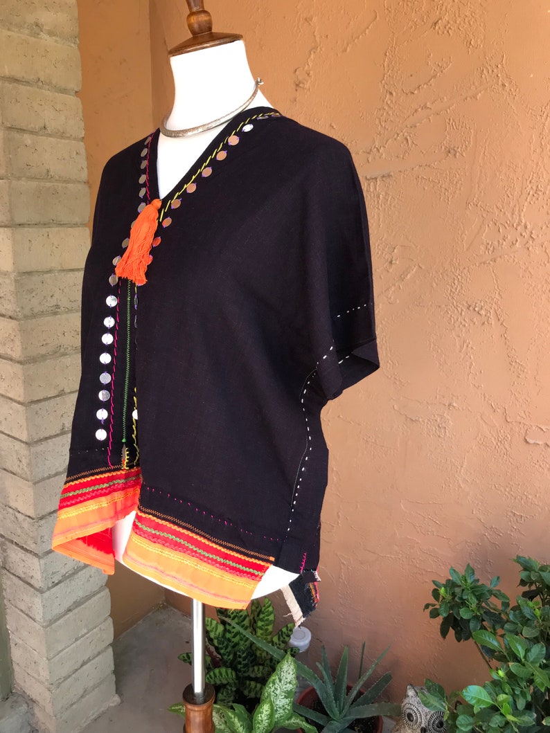 Hmong Top