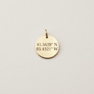 Charm de coordenadas, Charm de disco de coordenadas personalizado / Relleno de oro de 14 k, Plata de ley, Relleno de oro rosa
