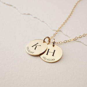Gepersonaliseerde eerste geboortedatum ketting/nieuwe moeder ketting/aangepaste initiële datum ketting/moeders cadeau gouden vulling, zilver, roségoud cadeau voor haar