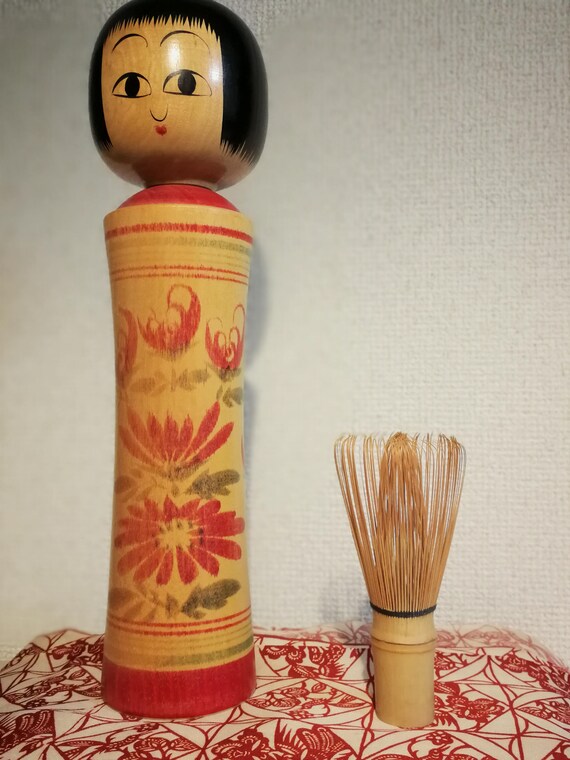 japanese dolls with big eyes