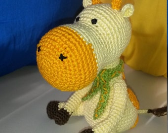 Amigurumi crochet giraffe Gigi pattern