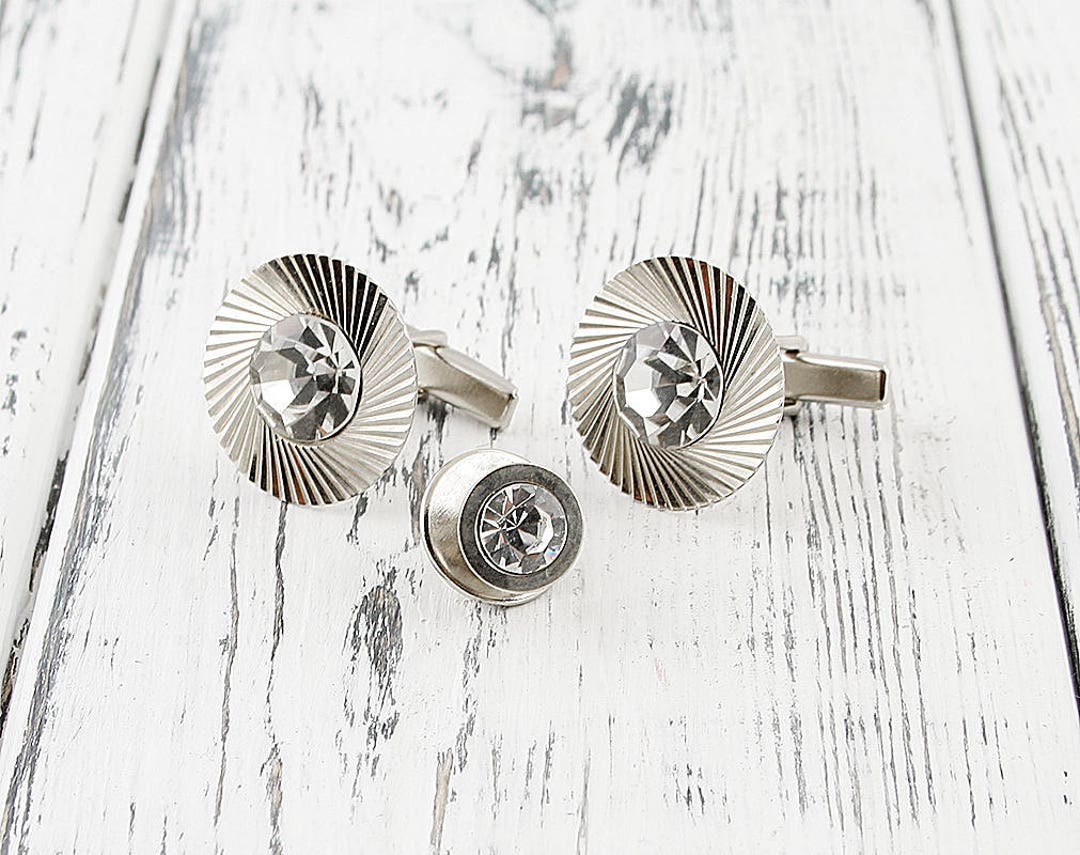 cuff links and tie pin