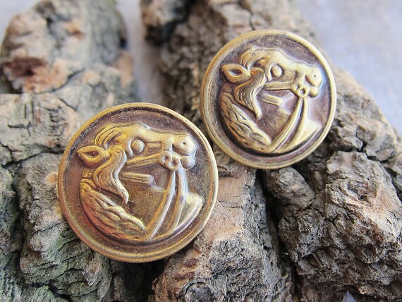 Boutons De Manchette (cufflinks) Vintage - Motif Cheval Et Fer à Cheval En Laiton