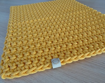 Tapis de salle de bain jaune, tapis de sol, fait main, tapis moderne, décoration d'intérieur rustique, cadeau de pendaison de crémaillère, décoration de salle de bain bohème, première décoration d'intérieur,