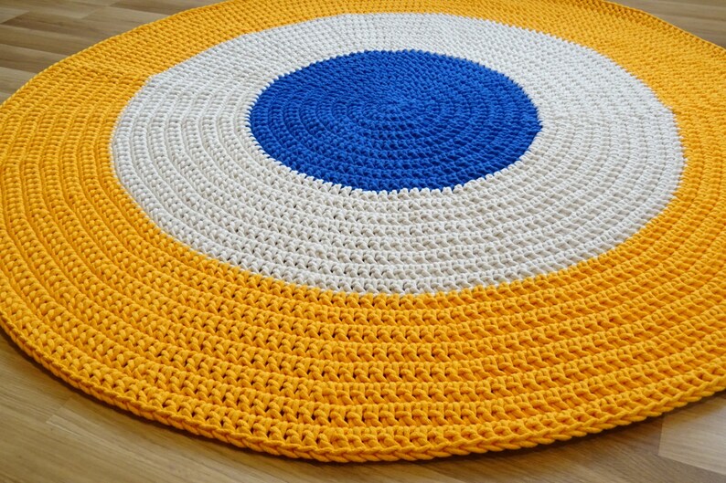 Modern Rug Round, Giant Crochet Rug - Etsy