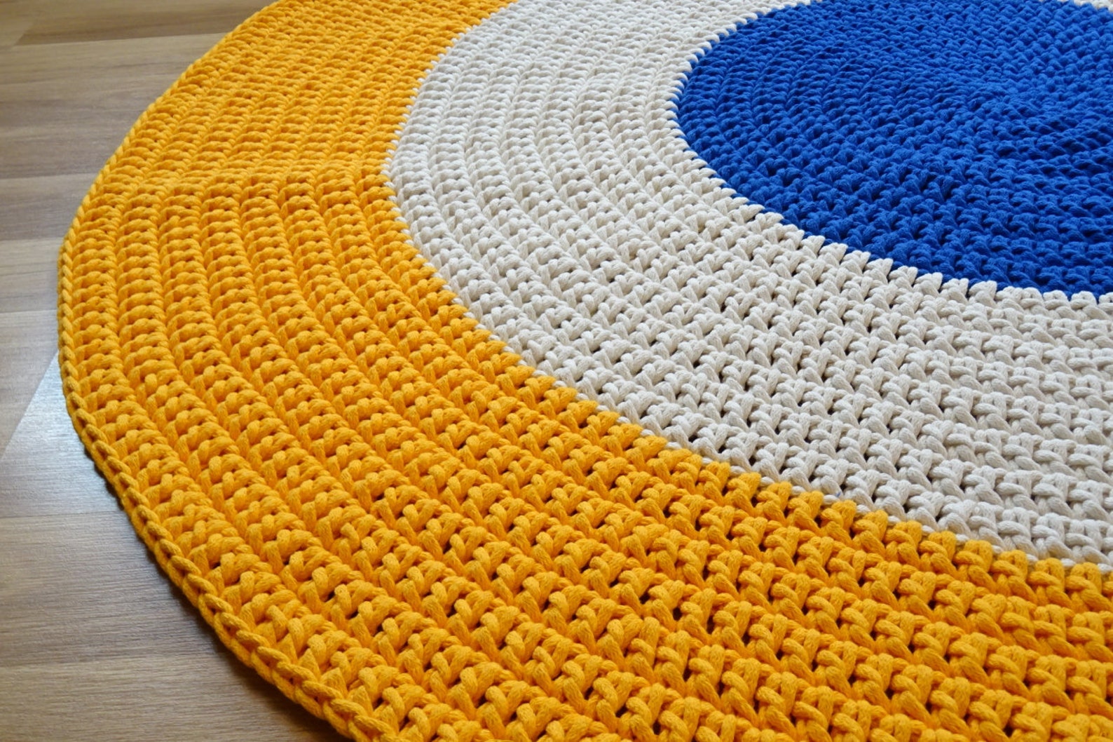 Modern Rug Round, Giant Crochet Rug - Etsy