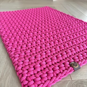 Pink Cotton Bath Rug – Rectangular Bathroom Mat – Soft & Absorbent – Neutral Color Decor