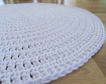 Handmade Crochet White Round Rug