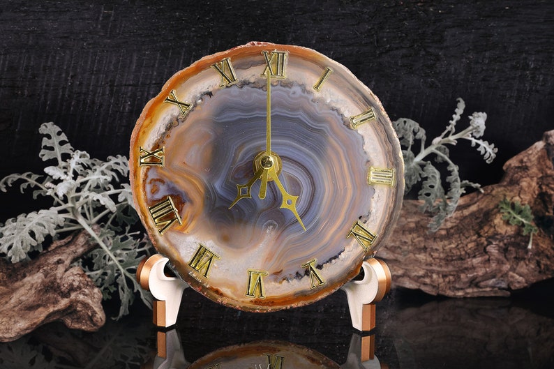 Natural Agate Crystal Stone Clock /Desk Clock Roman Numeral Nature Brown