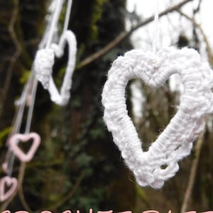 Heart Garland (Bunting) PATTERN - Crochet Heart Garland (Bunting) - Fun Bridal Shower Garland - US and UK pattern