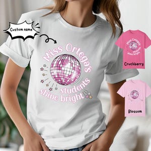 Gepersonaliseerde leraarsshirt | Aangepaste naam leraar T-shirt | Klasshirt | Cadeau leraar waardering | Back-to-school-outfit | Comfortkleuren