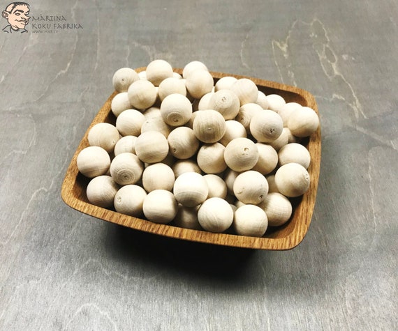 Responsibly-Sourced & Durable balsa wood balls 