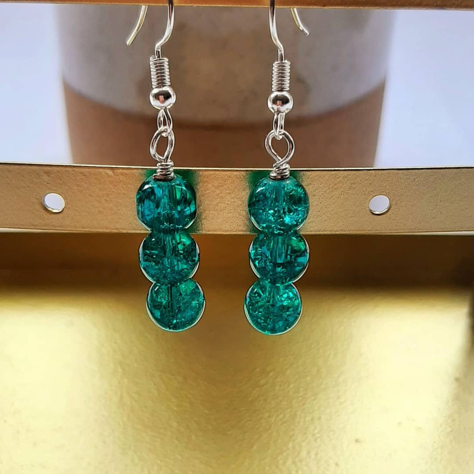 APPLE GREEN STAR DROP EARRING