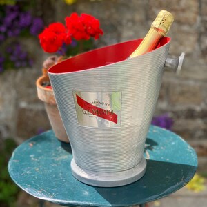 Mumm Champagne Ice Bucket Seau a Champagne Cuisine , Entertaining Drinks party , Celebration