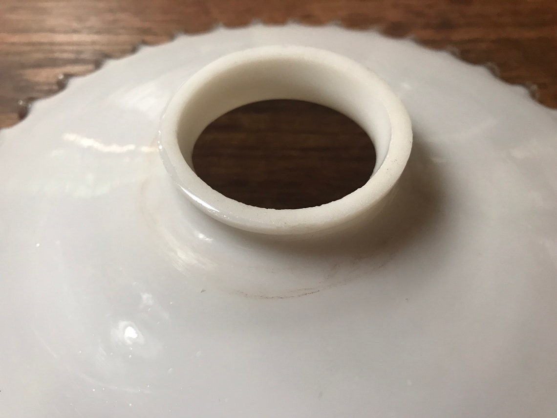 Weißer Deckenanhänger Schirm aus weißem Opalglas mit | Etsy