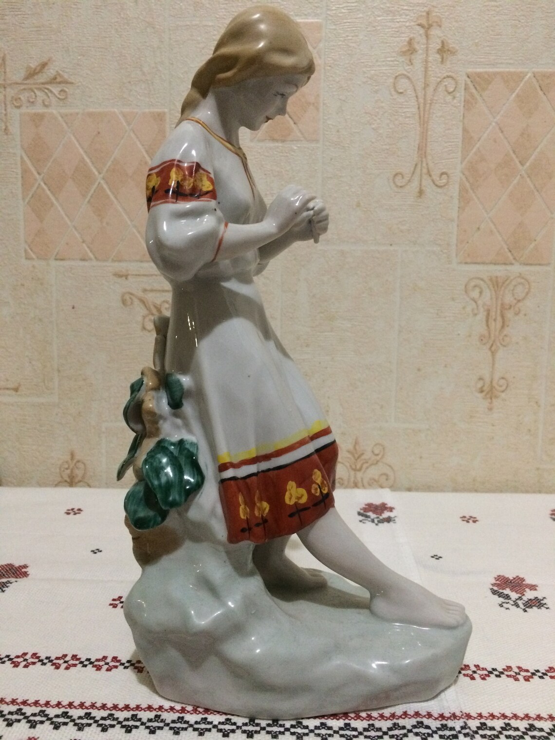 Porcelain figurine Ukrainian love vintage embroidery Etsy