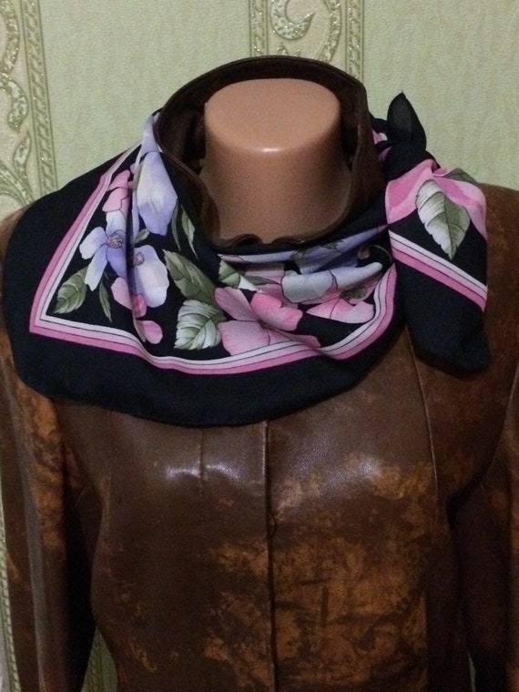 01, A small scarf on a neck a kerchief 100% polye… - image 7