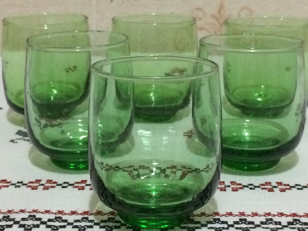 Set of 6 Pieces Green Glass Cup for Water for Cocktail Table Setting