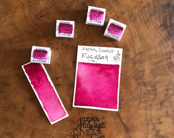 Nuevo* Media pastilla de acuarela artesanal FUCSIA