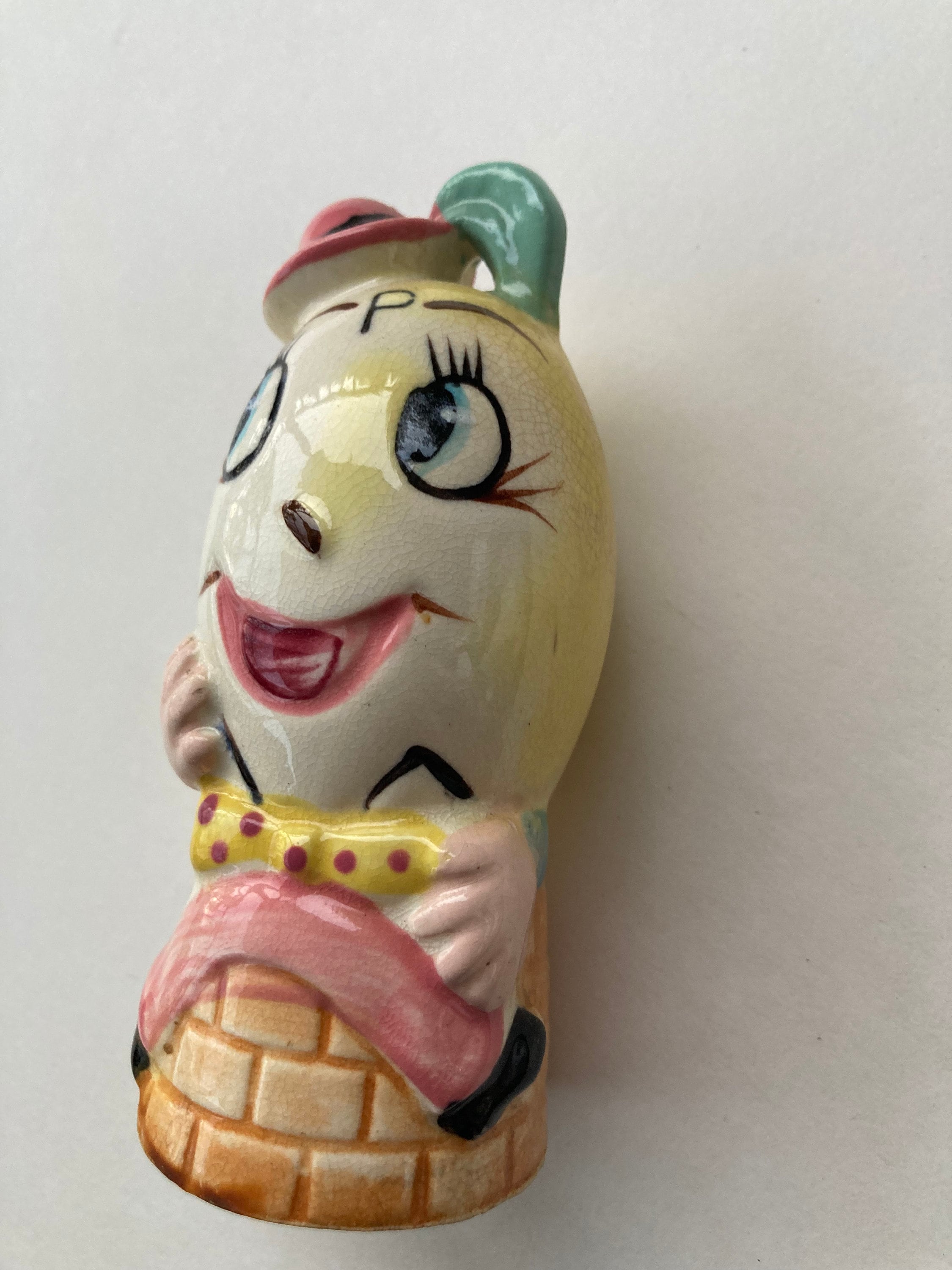 Tilso Humpty Dumpty Pepper Shaker Kitsch Salt and Pepper Etsy