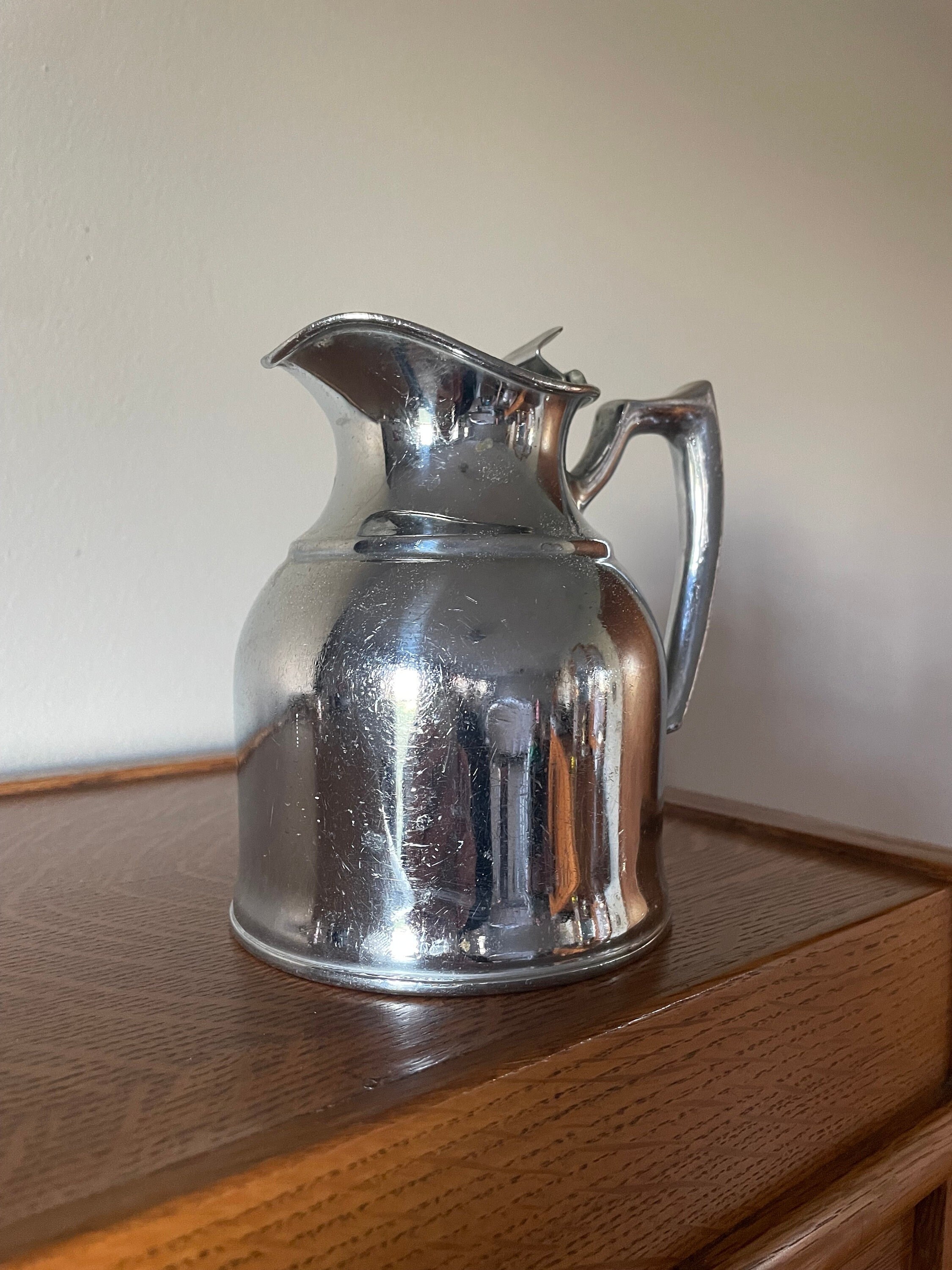 Stanley Silver Metal Insulated Hot or Cold Serving Pitcher Landers Frary &  Clark 