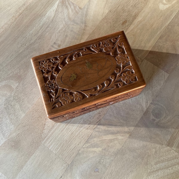 Vintage Hand Carved Sheesham Wood Trinket Box Flower Inlay Jewelry Box Made In India Inlaid Floral Design