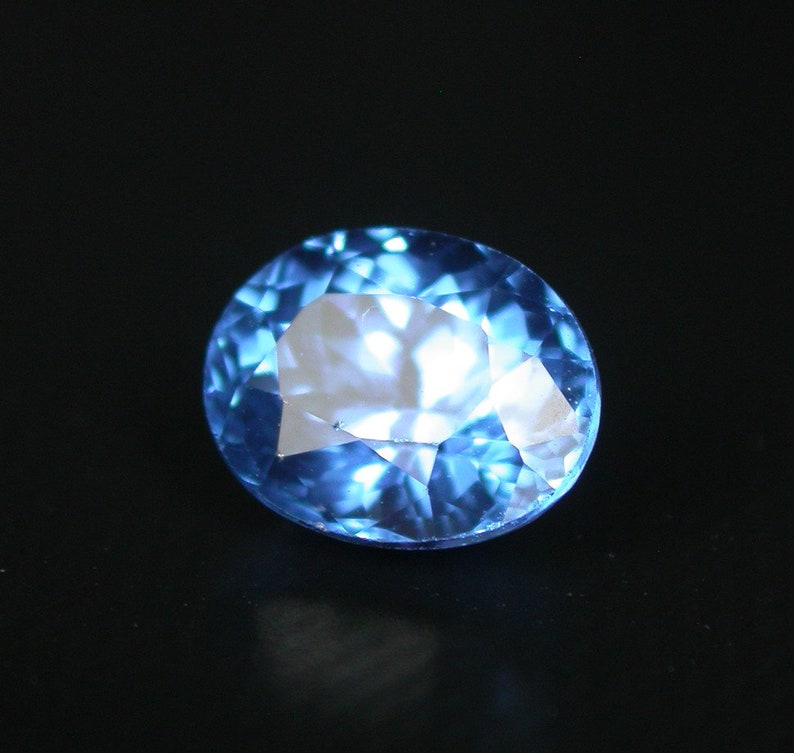 Very nice 2.38 ctw blue tourmaline loose gemstone.