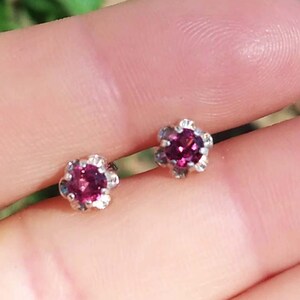 Rasspberry Garnet Earrings Bohemian Gypsy Raspberry Red Garnet Gemstone Norwegian Rhodolite Garnet 18th Century Gemstone Cape Ruby Gem 19698