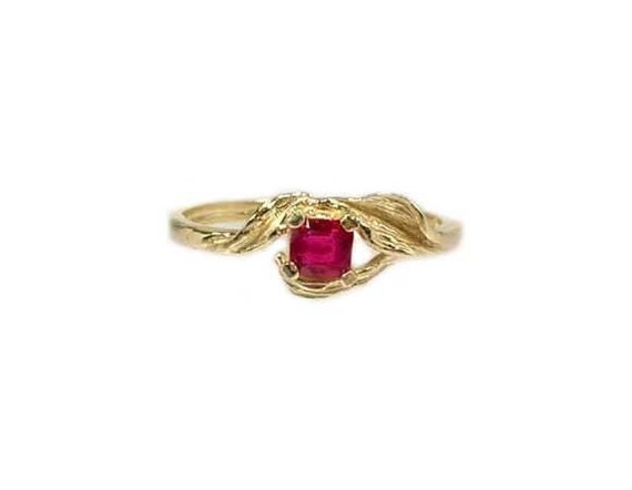 Exceptional Ruby Ring, Antique Gemstone, 14kt Gol… - image 1