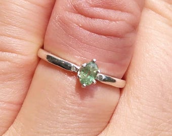RARE Garnet Ring Demantoid Garnet Gemstone, Antique Gemstone Ancient Greek Talisman, 19th Century Demantoid Gemstone Royal Gemstone #55130