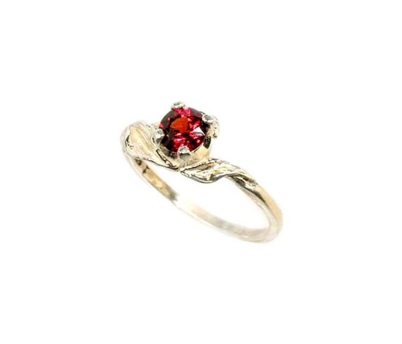 Garnet Ring, Bohemian Gypsy Gemstone, Antique Gemstone, 19th Century Handcrafted Norwegian Gemstone, Rhodolite Garnet, Cape Ruby Gem #59873 View 4