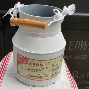 Retro country chic style vase pot