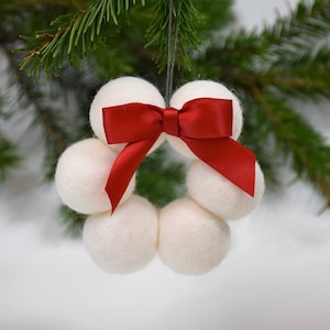 Wool felt christmas wreath ornament - tree decoration in white