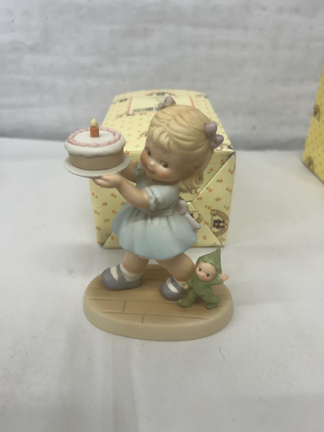 1993 Enesco Memories of Yesterday May Your Birthday Be Bright and Happy ...