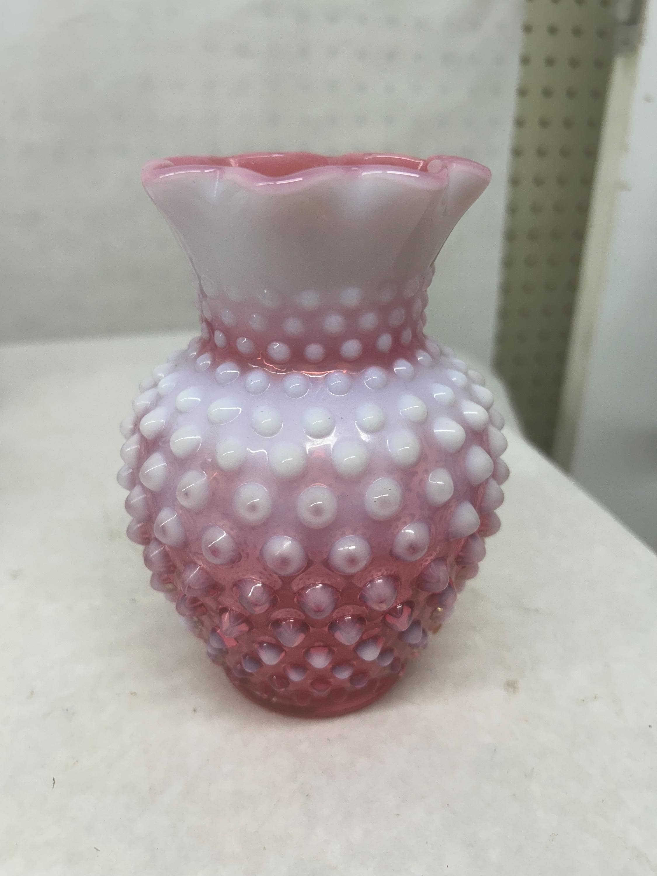 フェントン　クランベリー　オパールセント　ホブネイル　ミニ　フラワーベース フェントン アート グラス クランベリー オパールセント