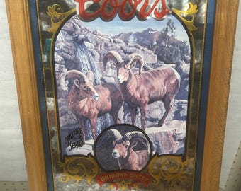 Toller Zustand Coors Spiegel, Nature Serie, Nummer 2 in der Serie Spiegel, Coors Bighorn Schaf, Susan Shea