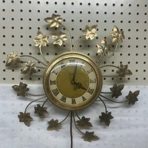 Vintage United Clock - Etsy