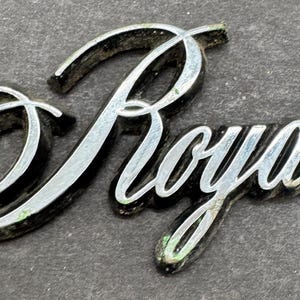 Oldsmobile OEM Delta 88 Cutlass Royale 4&quot; Emblem Badge/Nameplate