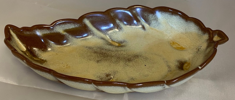 Stamped on Back Frankoma Pottery Leaf Dish #225 Promo With Colony Furniture House York P A