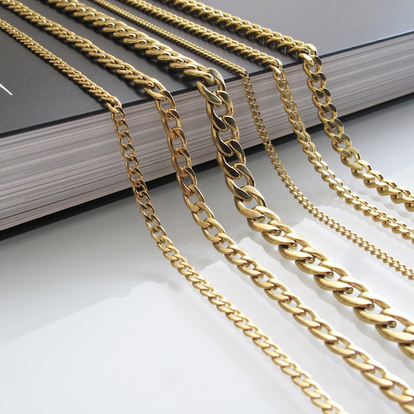 Curb chain in 18K gold-plated stainless steel