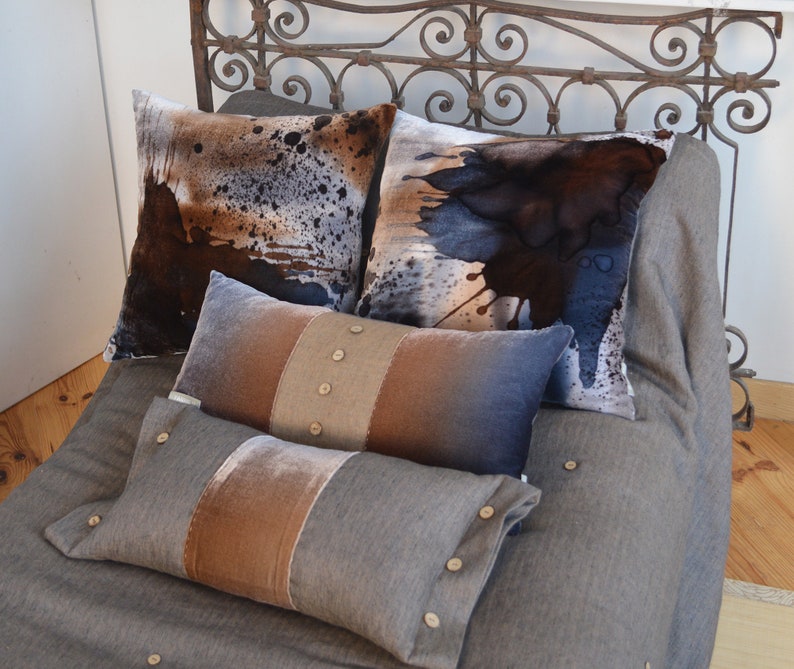 Fabric17 Studio Lumbar Pillow Cover - Thumbnail 2