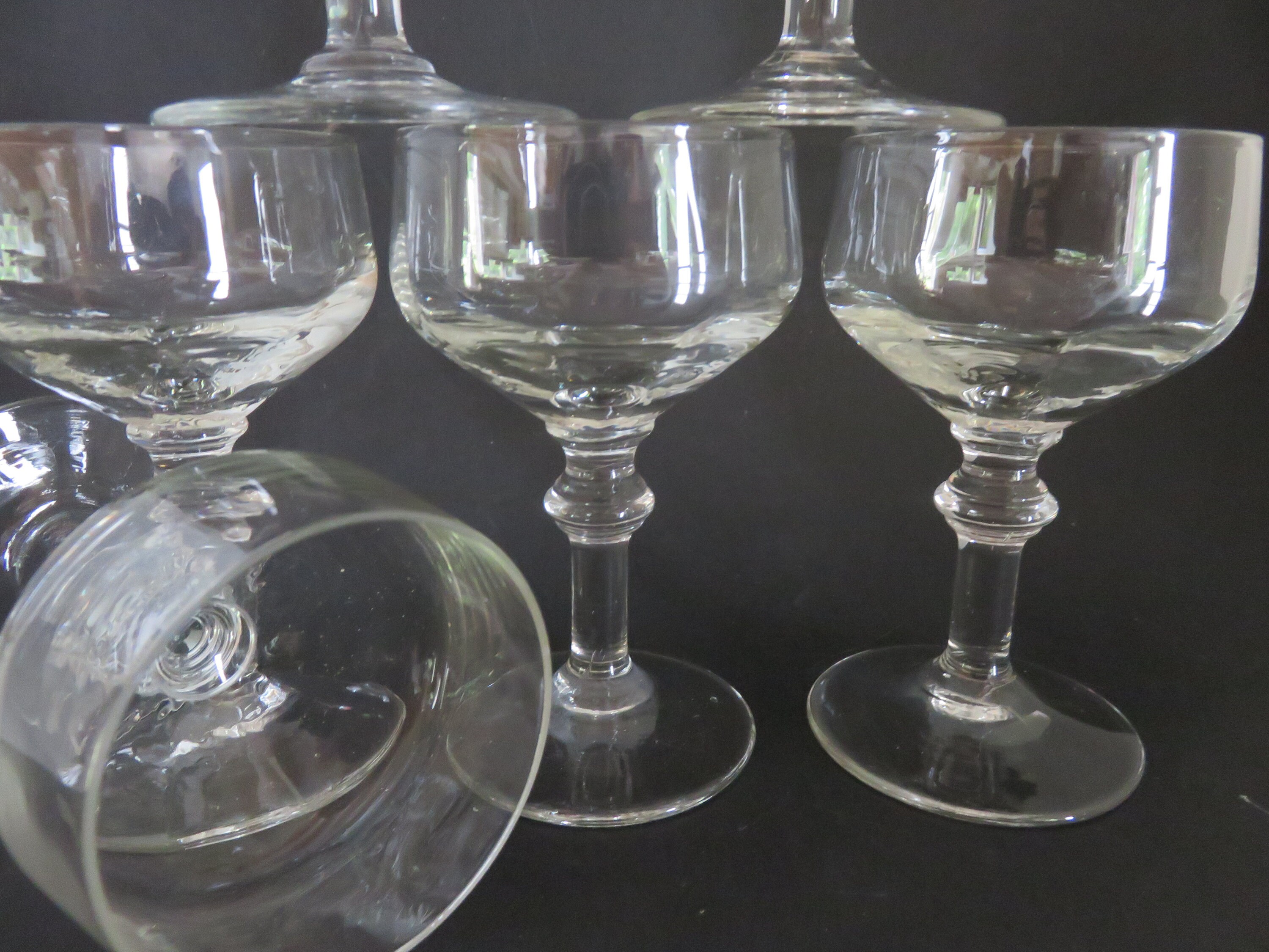 Lot de Six Verres à Pied Anciens en Verre Soufflé, Verres Biseautés, Vintage, Fabriqués France, Anné